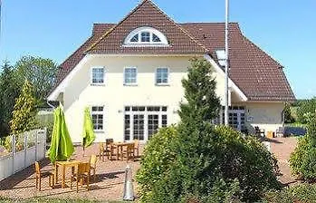 Achtern 3* Wieck